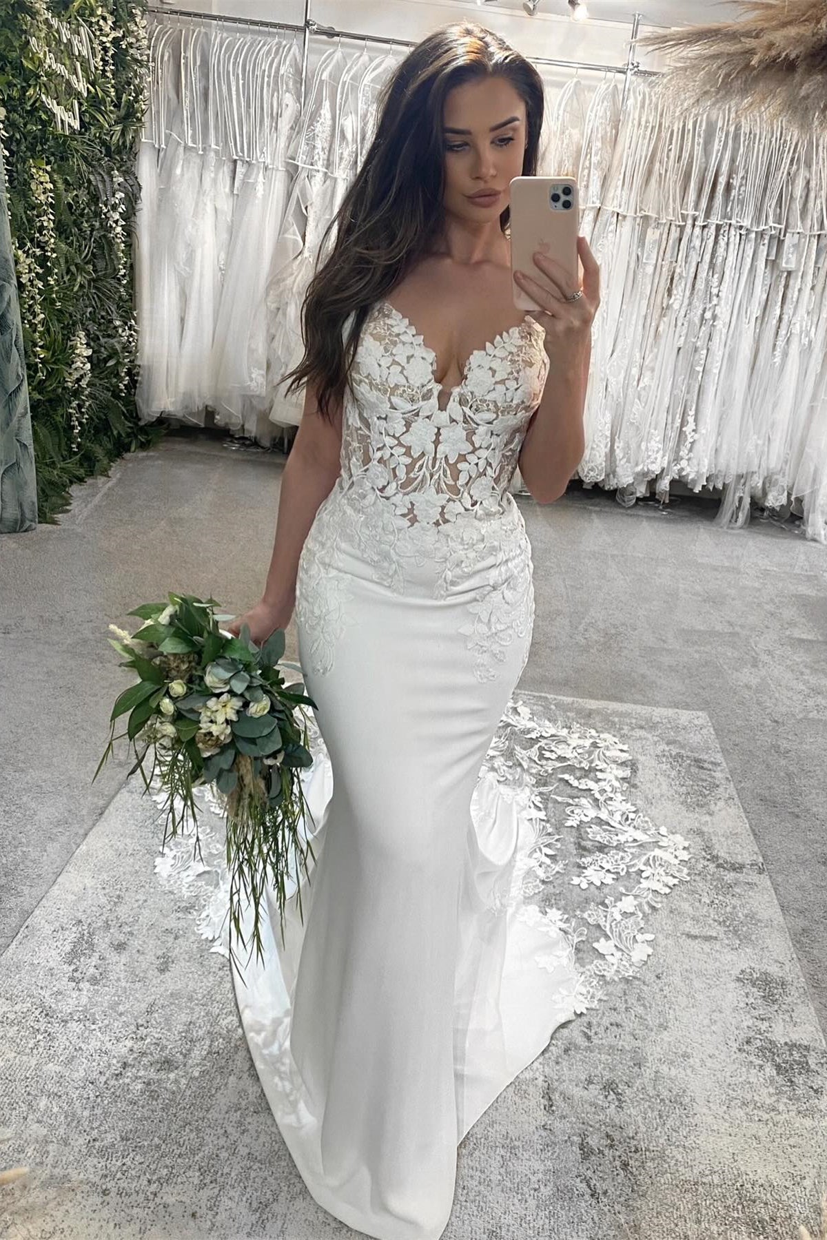 Charming Mermaid Sleeveless Sequined Lace Wedding Dresses With Spaghetti Straps