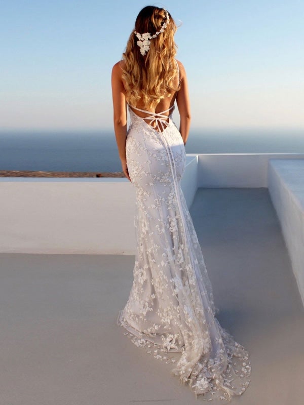 Stunning Mermaid White V-Neck Bridal Dresses Backless Lace Wedding Dresses