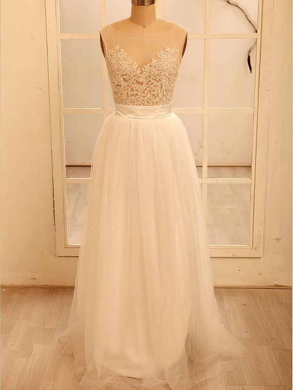 A-Line Satin Tulle Wedding Dress with Appliques Lace and Scoop Neck