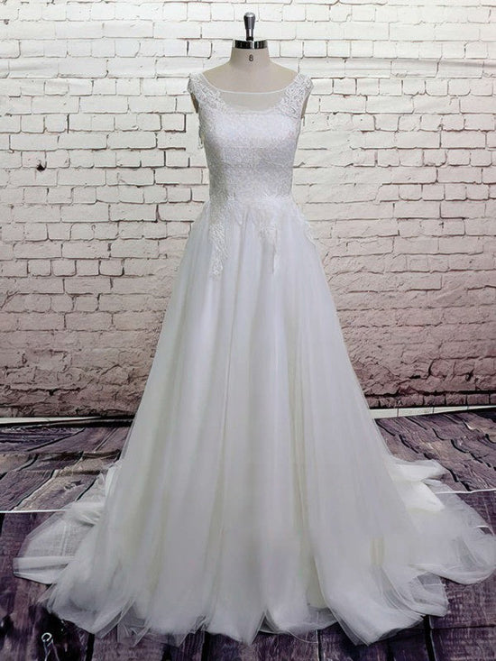 Elegant Ball Gown Illusion Tulle Wedding Dress with Appliques Lace