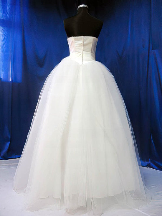 Sweetheart Ball Gown Wedding Dresses with Bow and Tulle Floor-length