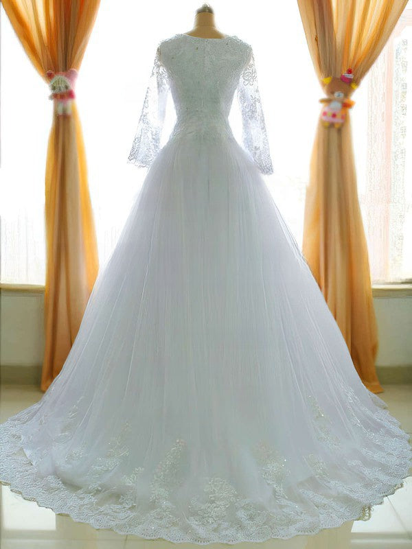 Square Neckline Ball Gown Tulle Chapel Train Wedding Dresses with Appliques Lace