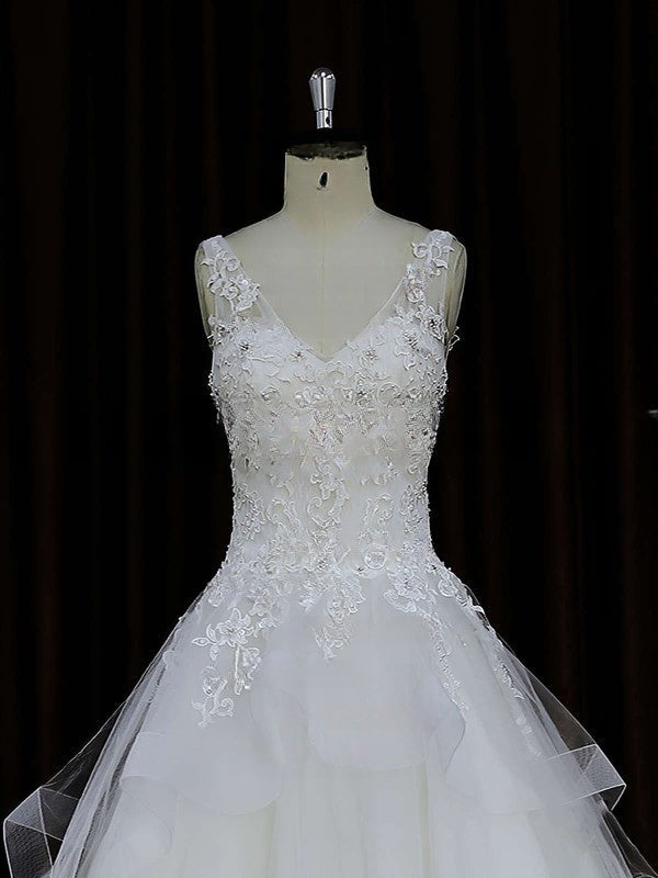 V-neck Ball Gown Tulle Wedding Dress With Beading and Court Train