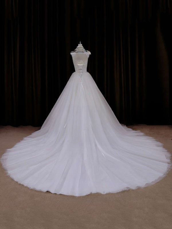 Gorgeous Ball Gown Sweetheart Tulle Cathedral Train Wedding Dress With Appliques Lace