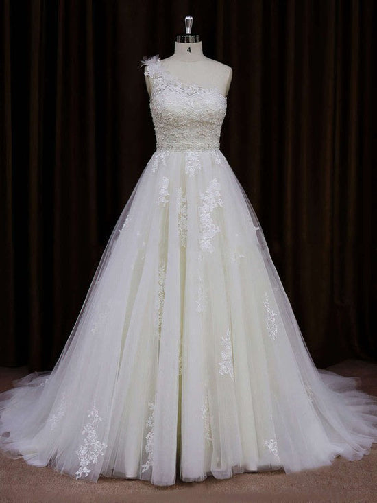 Elegant One Shoulder Tulle Wedding Dress With Appliques Lace