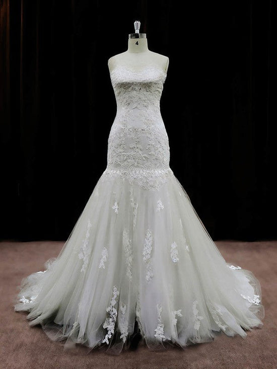 Trumpet/Mermaid Sweetheart Tulle Chapel Train Wedding Dress with Appliques Lace