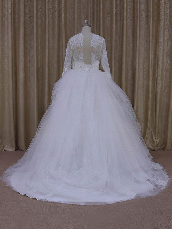 V-neck Tulle Ball Gown Wedding Dress With Appliques Lace and Sweep Train