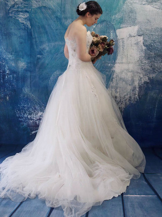 Beaded Sweetheart Tulle Ball Gown Court Train Wedding Dress