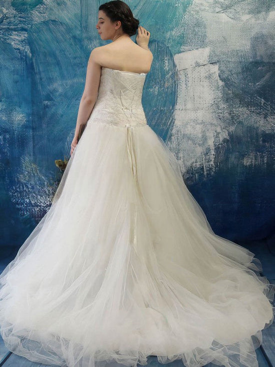 Beaded Sweetheart Tulle Ball Gown Court Train Wedding Dress