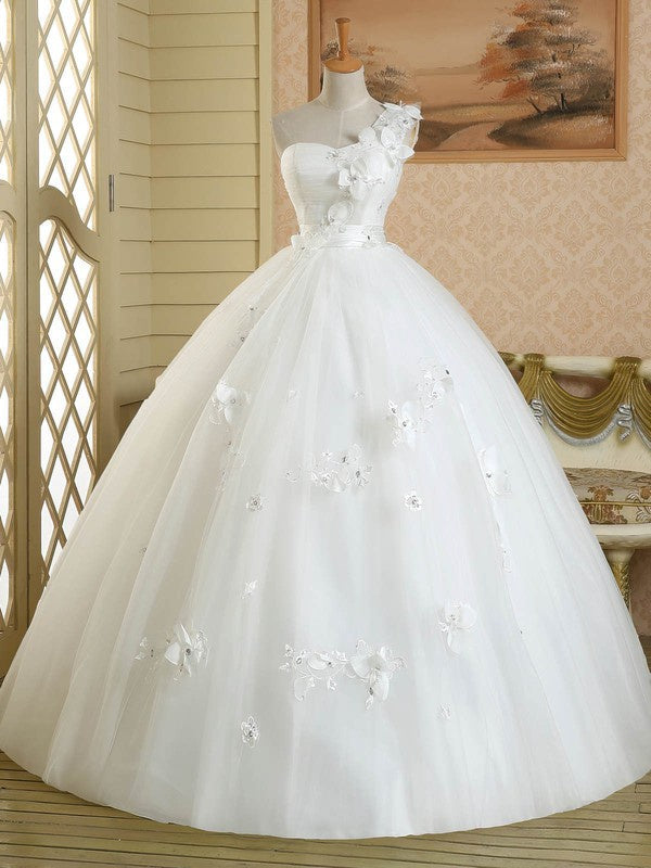 One Shoulder Tulle Floor-length Wedding Dress with Appliques Lace