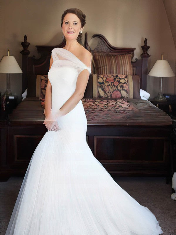 One Shoulder Tulle Sweep Train Wedding Dresses With Ruffles for Trumpet/Mermaid