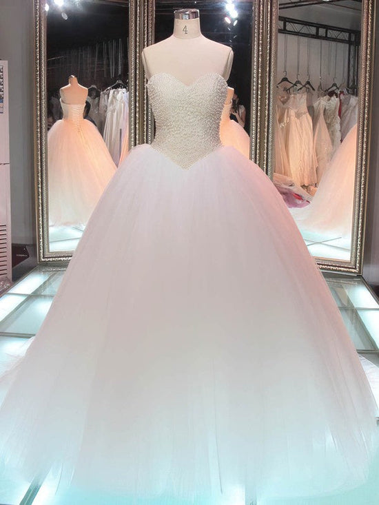 Pearl Detailed Ball Gown Sweetheart Tulle Floor-length Wedding Dress