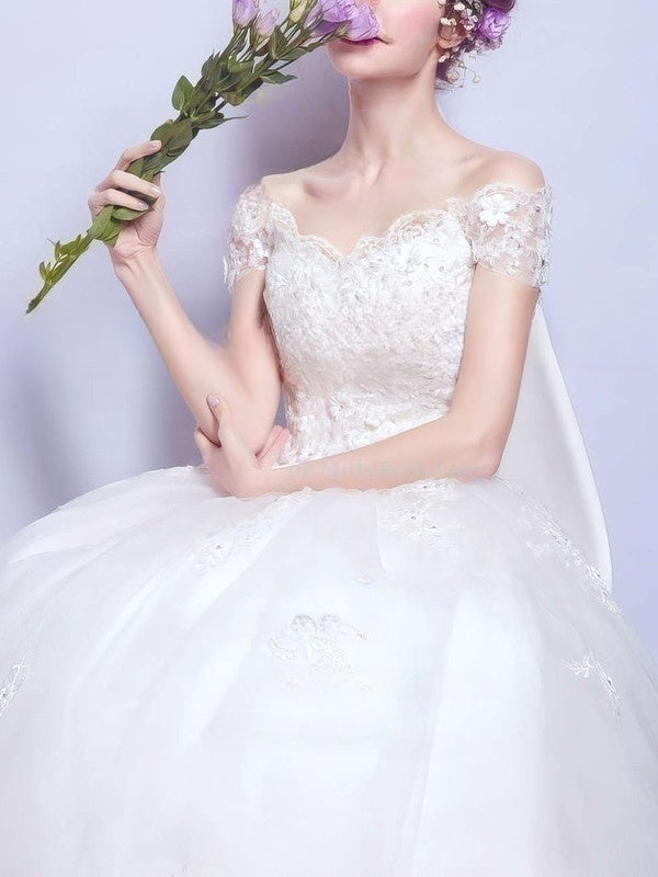 V-neck Tulle Floor-length Wedding Dress With Appliques Lace - Ball Gown