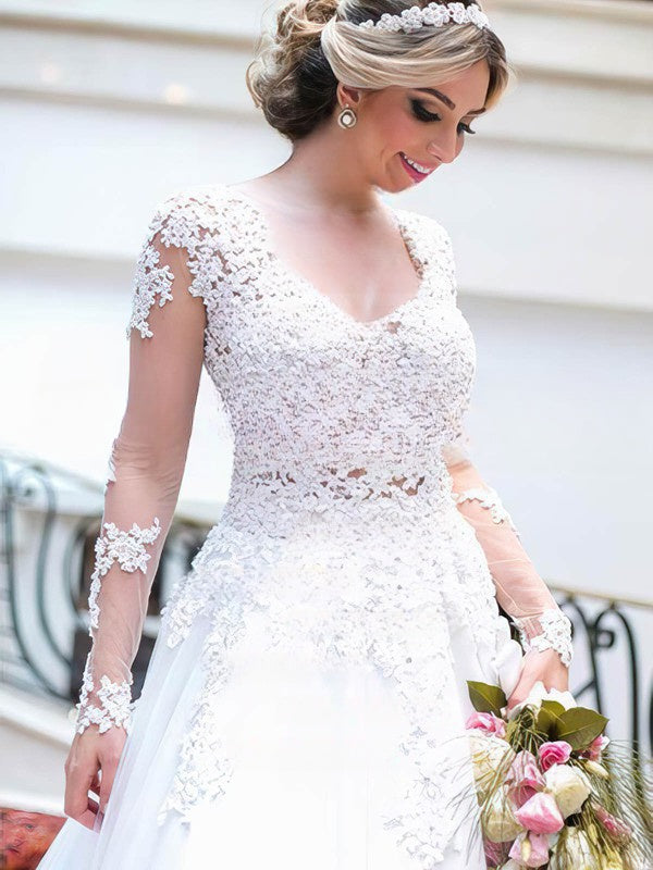 Beautiful Ball Gown V-neck Wedding Dress with Tulle Sweep Train and Appliques Lace