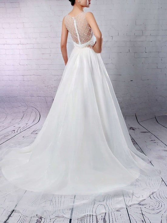 Organza Ball Gown V-neck Wedding Dress With Pockets and Sweep Train