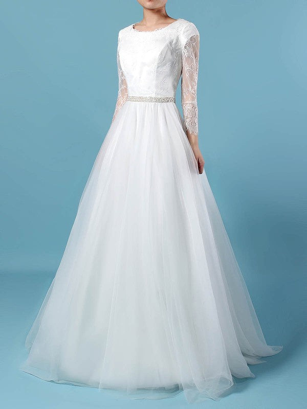 Gorgeous Lace Tulle Ball Gown Wedding Dress With Beading and Scoop Neckline