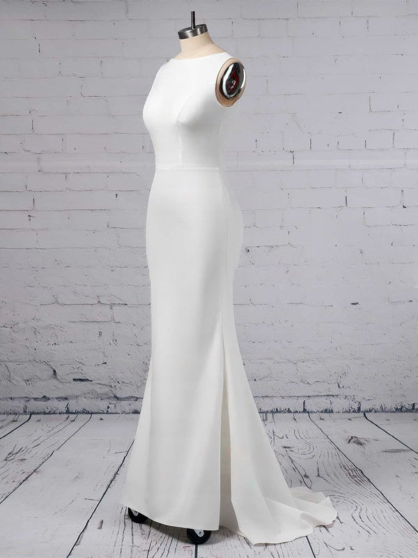 Trumpet/Mermaid Scoop Neck Satin Chiffon Sweep Train Wedding Dress