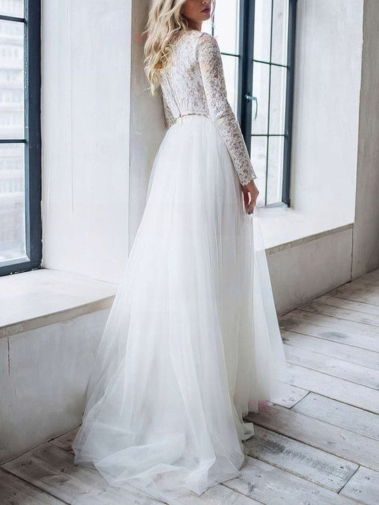 Elegant Ball Gown Scoop Neck Tulle Lace Sweep Train Wedding Dress With Split Front