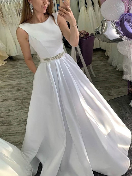 Scoop Neck Satin Ball Gown Wedding Dress With Pockets