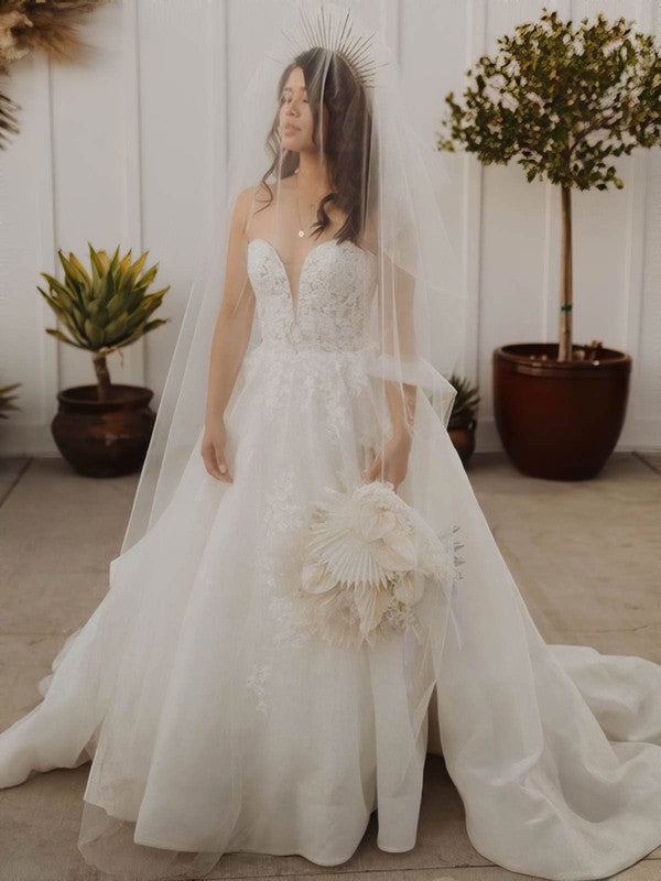 V-neck Organza Ball Gown Wedding Dress with Appliques Lace and Sweep Train