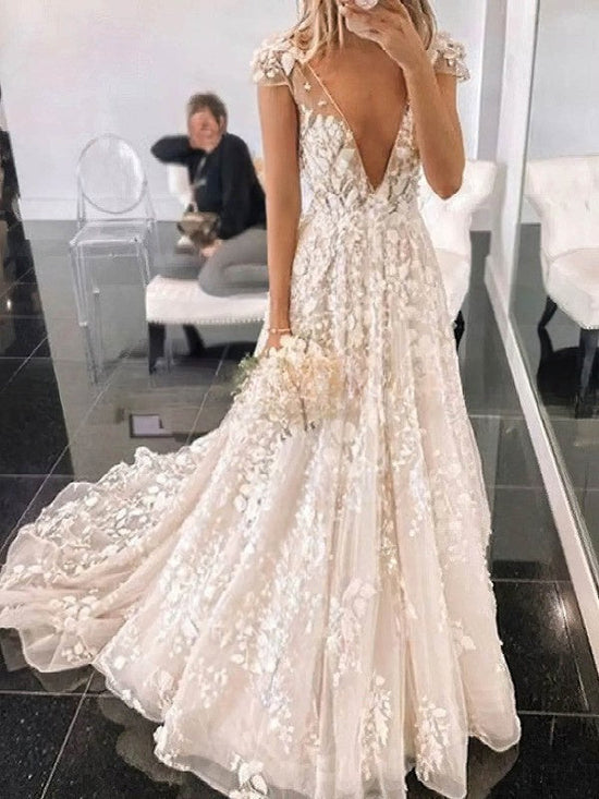 V-neck Lace Sweep Train Ball Gown Wedding Dress With Appliques Lace