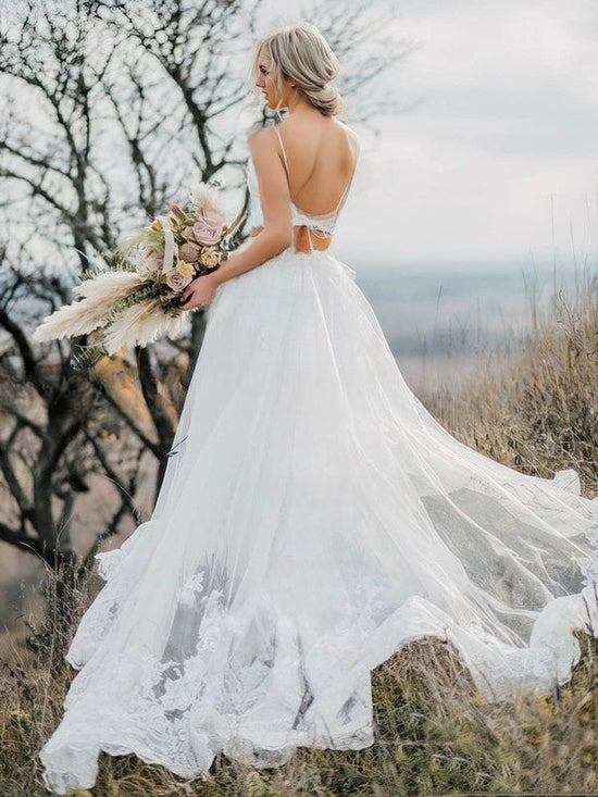 A-line V-neck Tulle Wedding Dress With Appliques Lace and Court Train