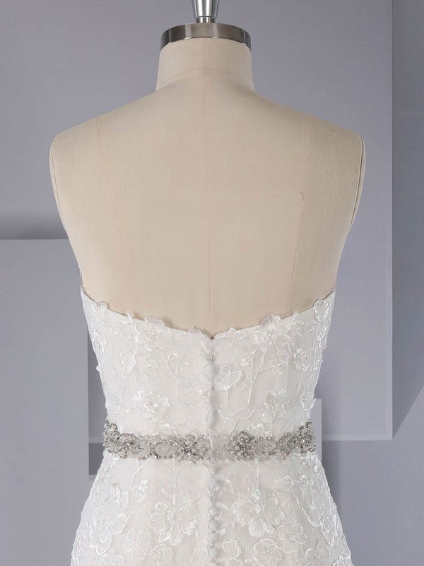 Beautiful Trumpet/Mermaid Sweetheart Tulle Wedding Dress with Appliques Lace