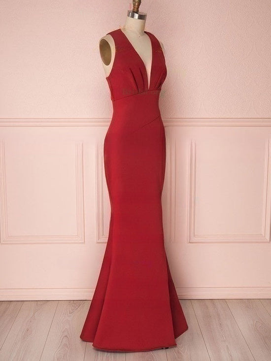 V-Neck Stretch Crepe Bridesmaid Dresses with Sheath Column and Floor-length Ruffles