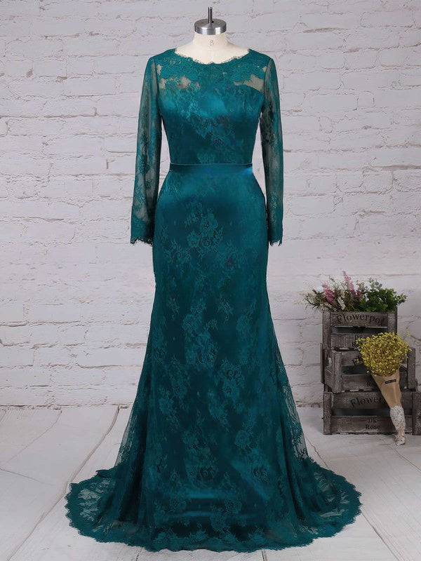 Gorgeous Trumpet/Mermaid Prom Dress with Scoop Neck, Lace, Sweep Train and Bow