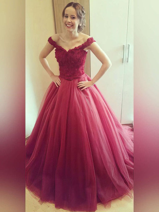 Off-the-shoulder Tulle Ball Gown Prom Dress with Appliques and Sweep Train