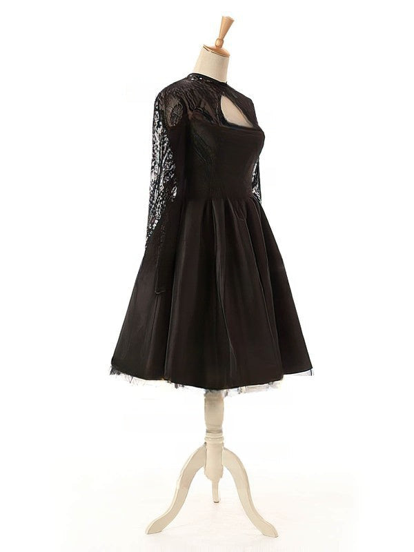 Elegant A-line Scoop Neck Black Lace Tulle Prom Dress