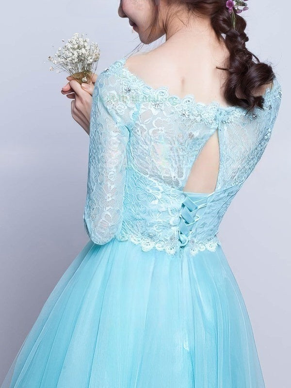 Pretty A-line Scoop Neck Short Prom Dress with Lace Tulle and Beading