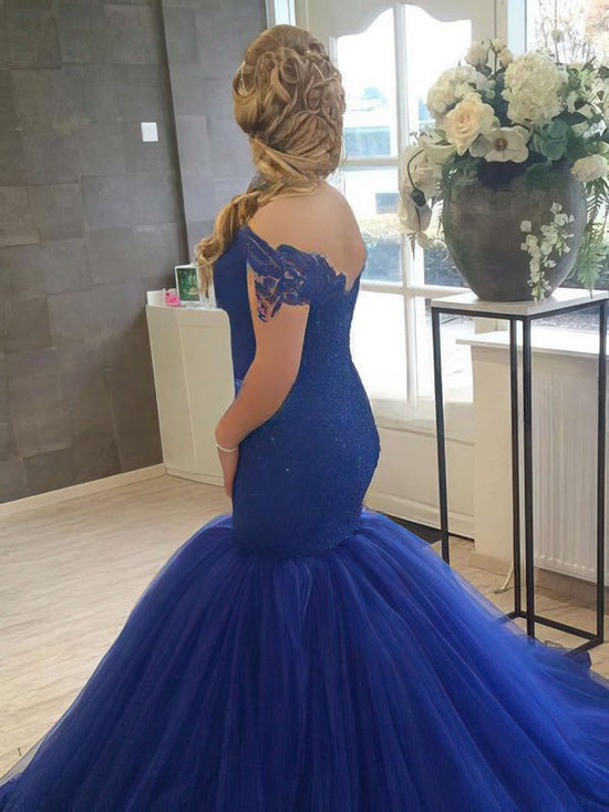 Glamorous Tulle Off-the-shoulder Trumpet/Mermaid Prom Dress with Appliques Lace Court Train