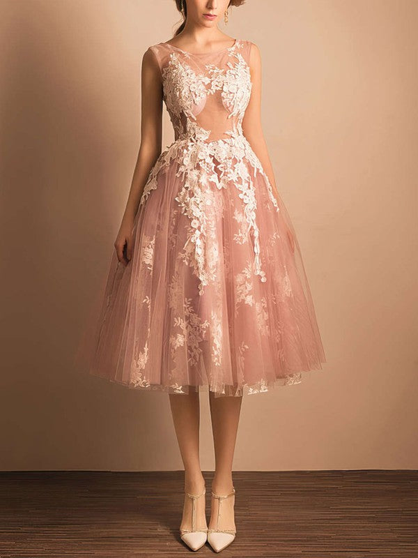 Scoop Neck Tulle Tea-length Prom Dress with Appliques Lace