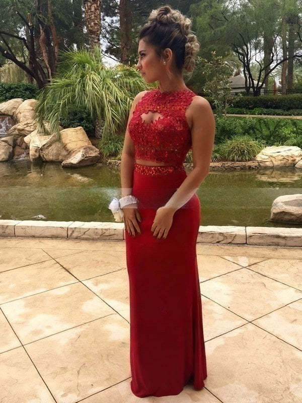 Elegant Sheath/Column Scoop Neck Chiffon Floor-length Prom Dress with Beading