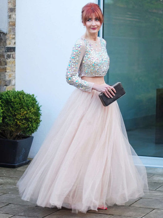 Beautiful Princess Scoop Neck Tulle Prom Dress with Crystal Detailing