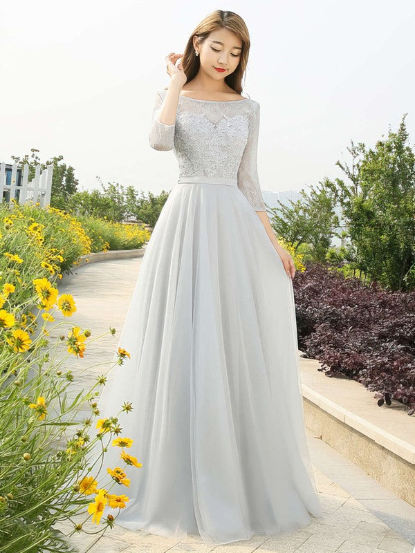 A-Line Scoop Neck Appliques Lace Tulle Prom Dress