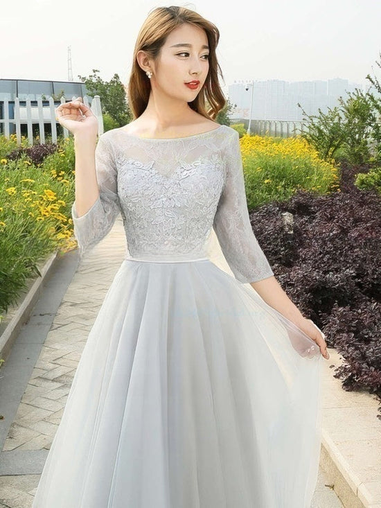 A-Line Scoop Neck Appliques Lace Tulle Prom Dress