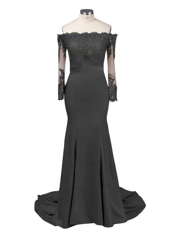 Elegant Off-the-shoulder Prom Dress with Jersey Sweep Train and Appliques Lace