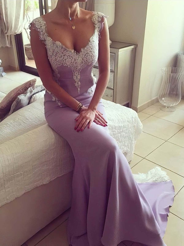 Trumpet/Mermaid V-neck Satin Prom Dress with Appliques and Lace Sweep Train