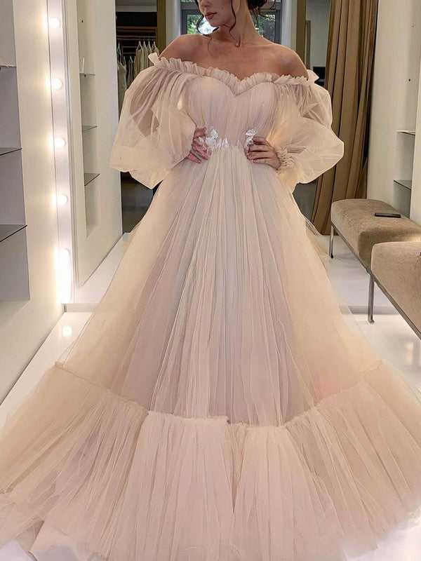 Gorgeous Off-the-shoulder Tulle Prom Dress with Lace Appliques and Princess Sweep Train