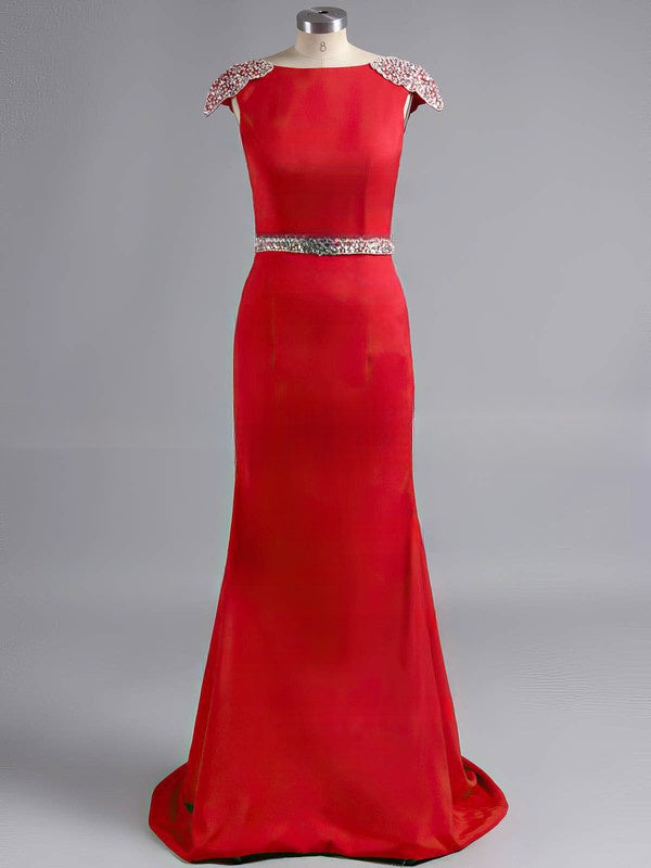 Sheath/Column Prom Dress with Scoop Neck and Beading